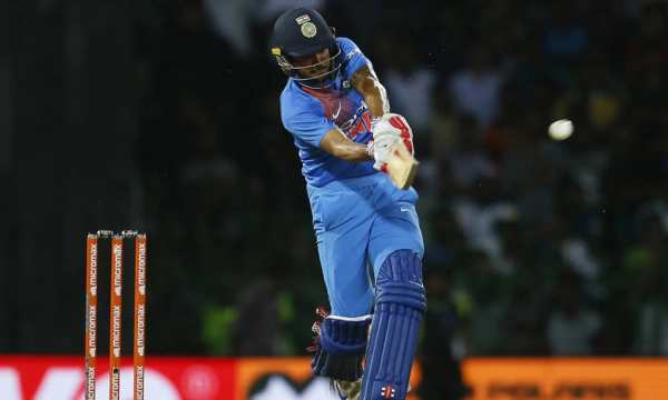 Amazing-batting-in-cricket-match-(Source-Google)